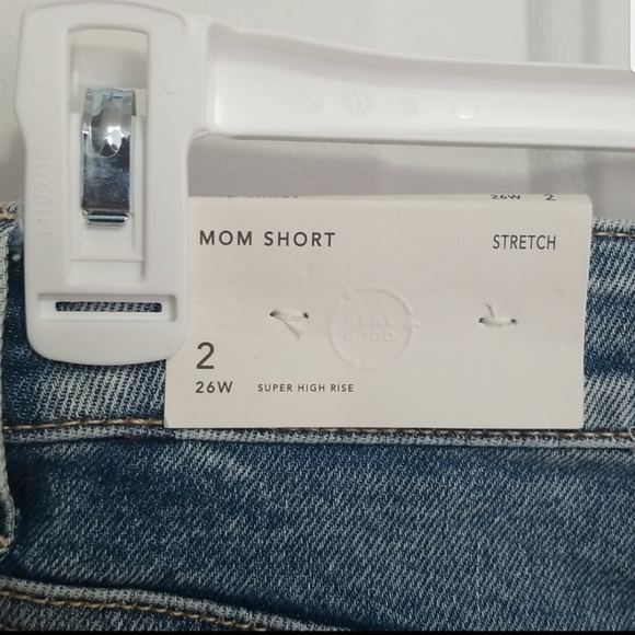 American Eagle Shorts Mom Stretch Size - Picture 3 of 6